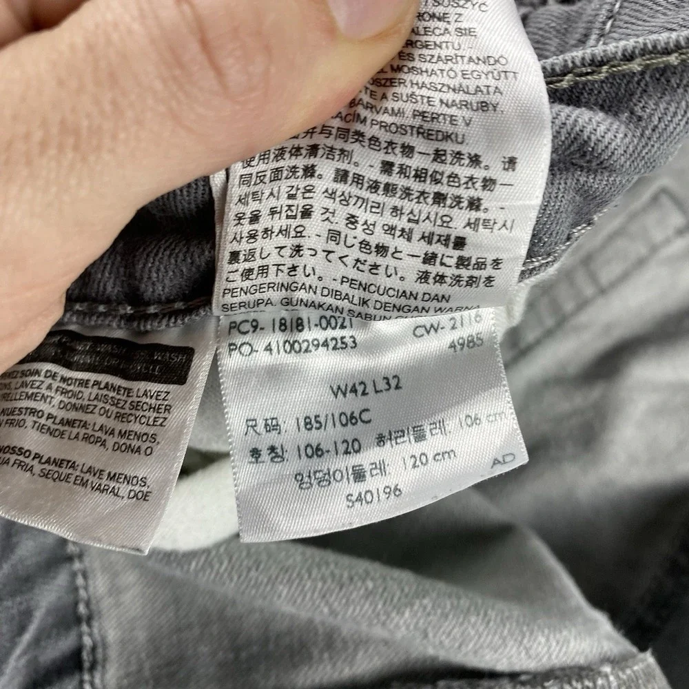 Levis 541 Athletic Taper Jeans Mens 42x29 Gray High Rise‎